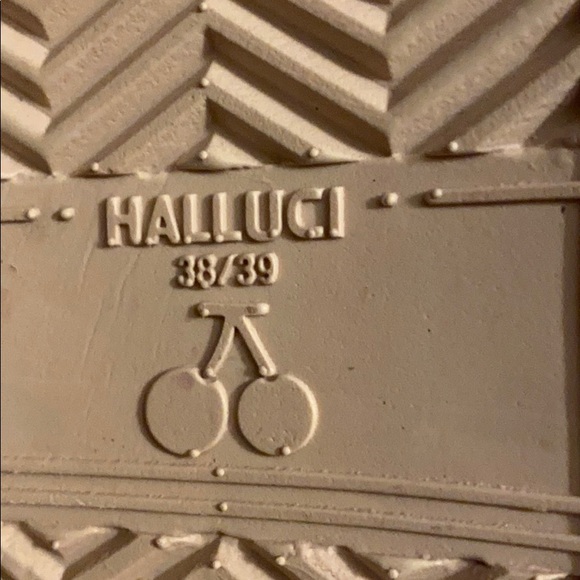 Slippers - Picture 4 of 5